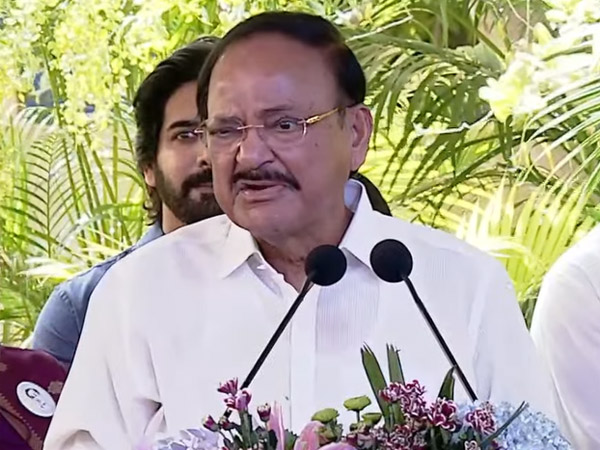 Venkaiah Naidu sensational comments on hereditary politics in India