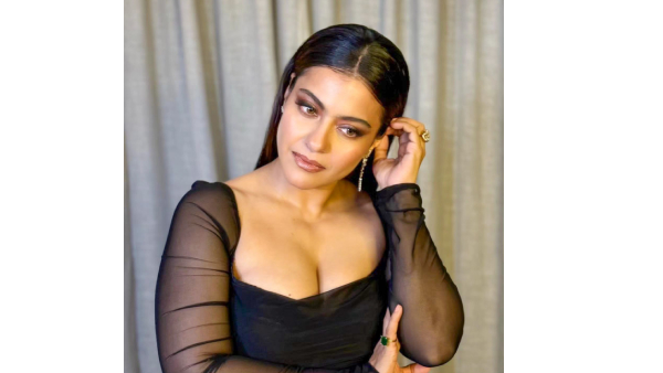 Bollywood Senior Actress Kajol Latest Sizzling Photos Viral