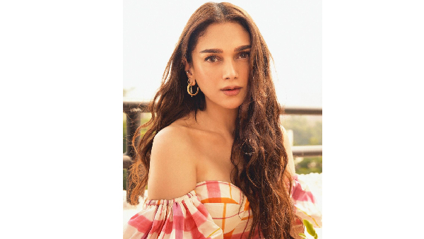 Hyderabad Heroine Aditi Rao Hydari Latest Beautiful Photos Viral