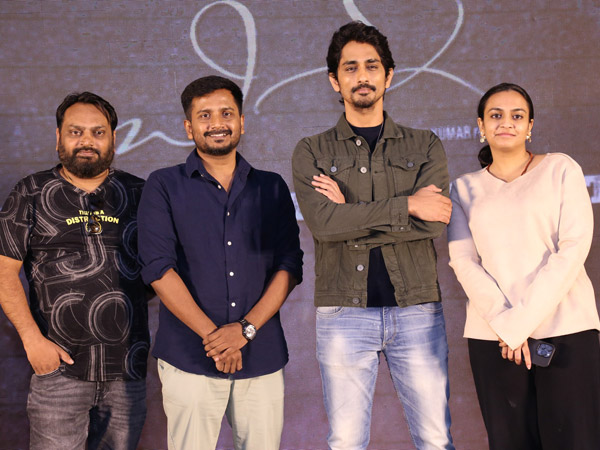 Actor Siddharth broke down at Chithha movie press meet at Hyderabad 