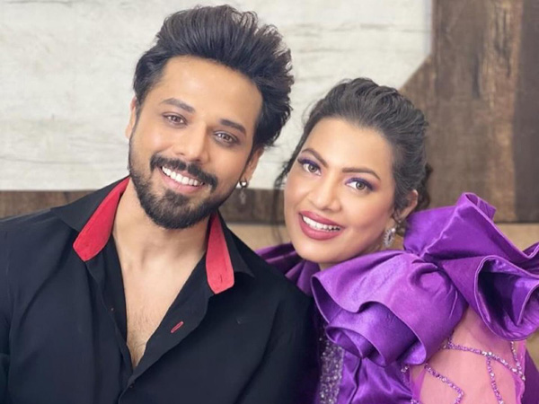 Singer Geetha Madhuri Video Release About Married Couple Society Stress