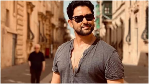 Hero Aftab Shivdasani looted Huge money by Cyber Fraudster sending message to update PAN card 