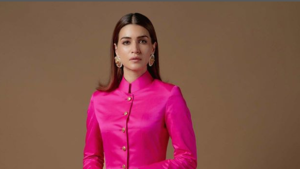 Actress Kriti Sanon Latest Good Looking Saree Photos goes Viral