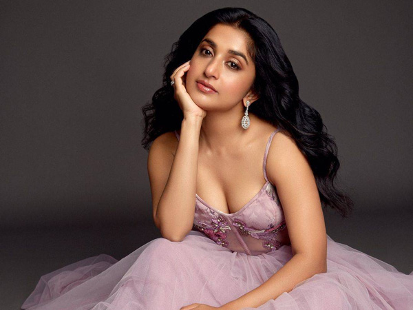 Senior Heroine Meera Jasmine Latest Beautiful Photos Gone Viral Senior Heroine Meera Jasmine Latest Beautiful Photos Gone Viral