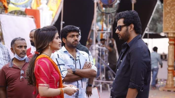 Nandamuri Balayya, Mokshagna and Sreeleela Photo Viral as As part of Bhagavanth Kesari Movie promotions Nandamuri Balayya, Mokshagna and Sreeleela Photo Viral as As part of Bhagavanth Kesari Movie promotions