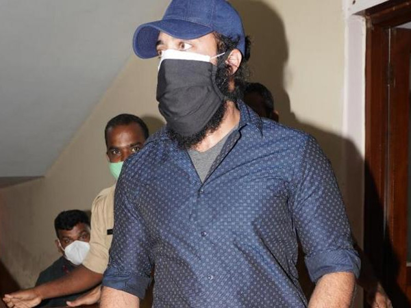 Hero Navadeep attends Ed investigation in Tollywood drugs case