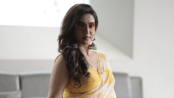 Balayya heroine Honey Rose in Pawan Kalyans Ustad Bhagat Singh Movie News Goes Viral Balayya heroine Honey Rose in Pawan Kalyans Ustad Bhagat Singh Movie News Goes Viral