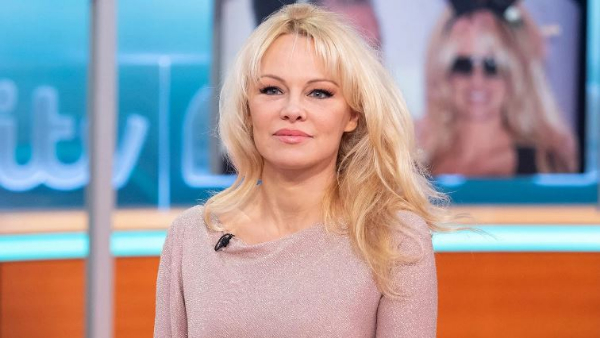 Do You know Pamela Anderson molested 4 times and divoreced Five times Throwback story of Baywatch Heroine Do You know Pamela Anderson molested 4 times and divoreced Five times Throwback story of Baywatch Heroine