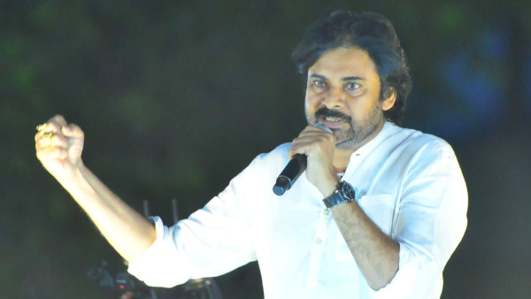 Pawan Kalyan blast on YS Jagan at 4th Varahi Vijaya Yatra at Avanigadda of Krishna District Pawan Kalyan blast on YS Jagan at 4th Varahi Vijaya Yatra at Avanigadda of Krishna District