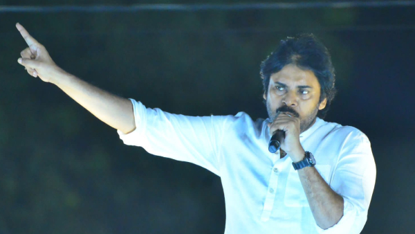 Pawan Kalyan blast on YS Jagan at 4th Varahi Vijaya Yatra at Avanigadda of Krishna District Pawan Kalyan blast on YS Jagan at 4th Varahi Vijaya Yatra at Avanigadda of Krishna District