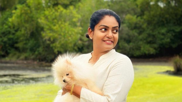 Karthika Deepam Heroine Premi Viswanath Gives Clarity on Bigg Boss Telugu 7 Wild Card Entry Karthika Deepam Heroine Premi Viswanath Gives Clarity on Bigg Boss Telugu 7 Wild Card Entry