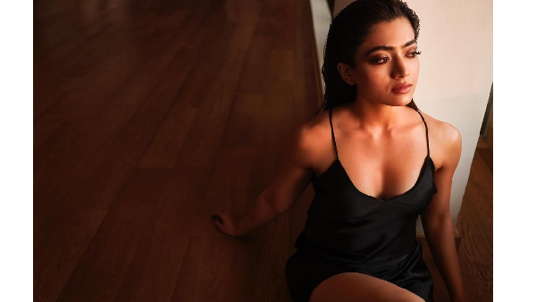 Heroine Rashmika Mandanna Latest Stunning Photos Leaked by her Team Photos Goes Viral on Social Media Heroine Rashmika Mandanna Latest Stunning Photos Leaked by her Team Photos Goes Viral on Social Media