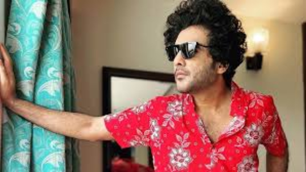 Most eligible Bachelor Siddu Jonnalagadda Going to be Marry with Young Heroine News Goes Viral