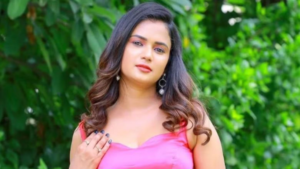 Bogg Boss Beauty Ariyana Golry Shocking Comments on Amardeep Check Details