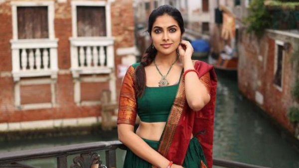 Bigg Boss Beauty Divi Vadhtya Latest Post Goes Viral 