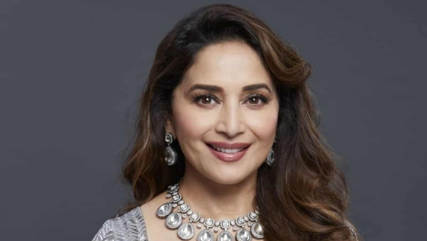  Madhuri Dixit Honoured With Special Recognition in IFFI 54th Celebrations 