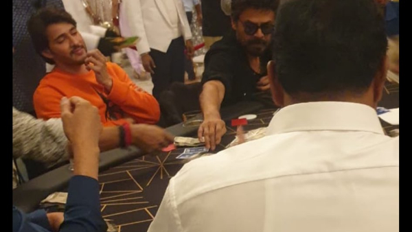 Mahesh Babu Playing Cards With Venkatesh At Private Event Mahesh Babu Playing Cards With Venkatesh At Private Event