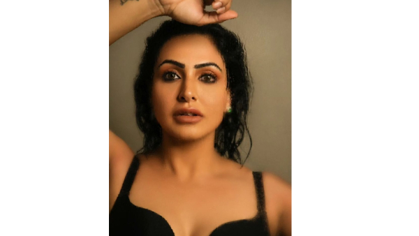 Telugu Heroine Nandini Rai Beautiful Looking Photos Viral