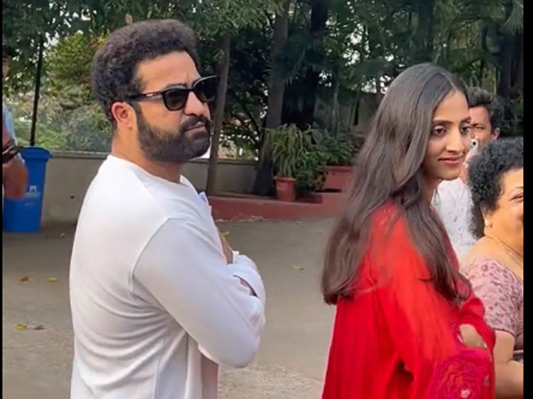 Junior NTR Vote For Congress And Videos Goes Viral Check Details