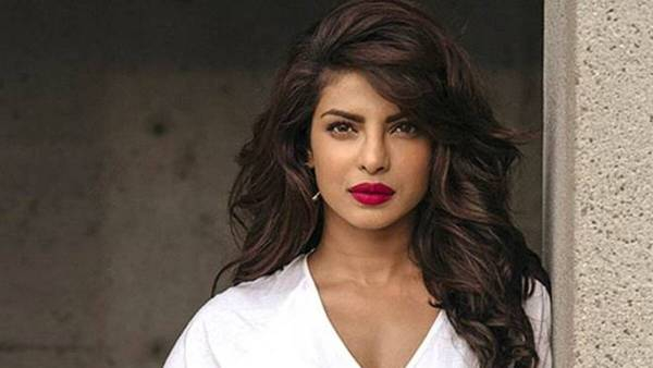 Bollywood Heroine Priyanka Chopra Selling Her Property Check Details Bollywood Heroine Priyanka Chopra Selling Her Property Check Details