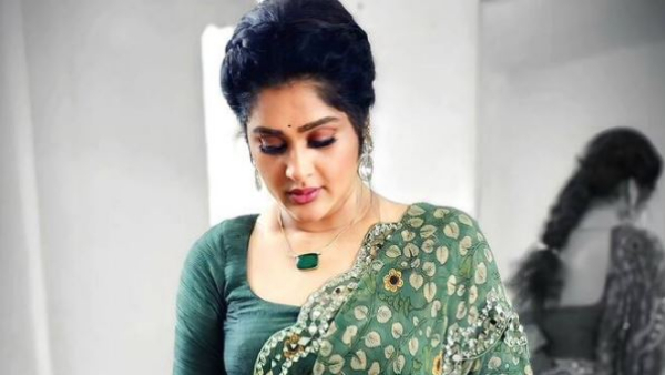  Heroine Shailaja Priya Good Looking Saree Photos Goes Viral 