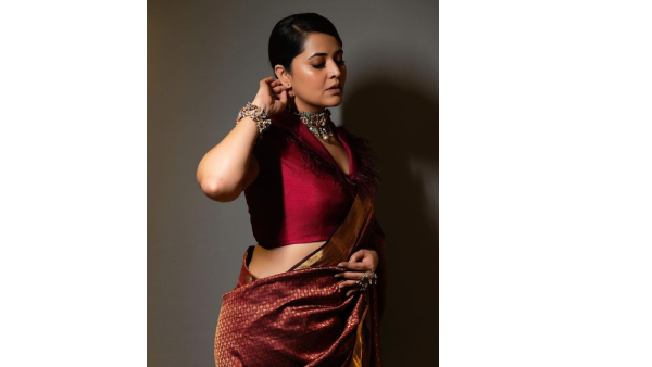 Anchor Anasuya Bharadwaj Latest Beautiful Looking Photos Viral