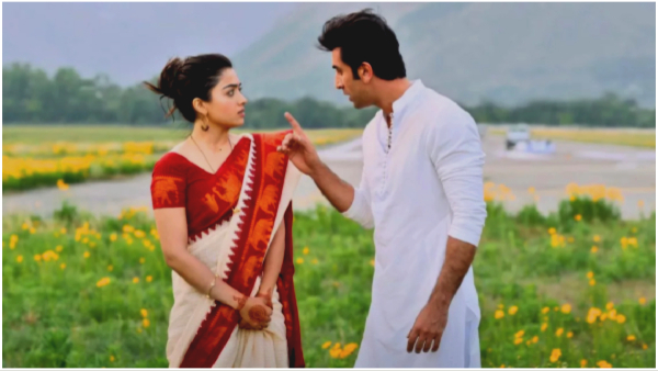 Heroine Rashmika Mandanna Slaps Ranbir Kapoor For 20 Times in Animal Shooting News Goes Viral