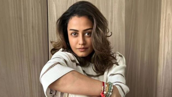 Super Star Mahesh Babu Wife Namrata Shirodkar Stunning Look Photos Goe Viral