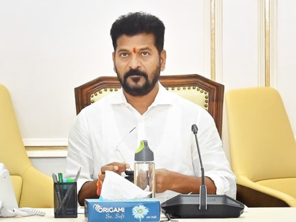 Bigg Boss Telugu 7 Fame Bhole Shavali Was Main Reason for Pallavi Prashanth Gets Bail Bigg Boss Telugu 7 Fame Bhole Shavali Was Main Reason for Pallavi Prashanth Gets Bail