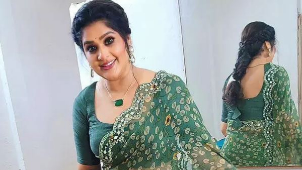 Tollywood Actress Shailaja Priya Stunning Look Photos Goes Viral Tollywood Actress Shailaja Priya Stunning Look Photos Goes Viral
