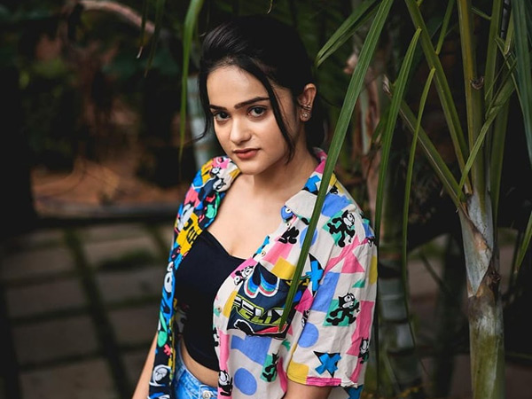 Bigg Boss Fame Sri Satya Gorgeous Looking Photos Viral