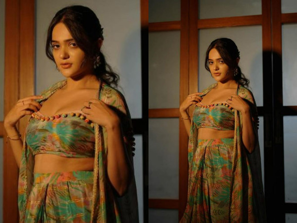 Bigg Boss Fame Sri Satya Gorgeous Looking Photos Viral