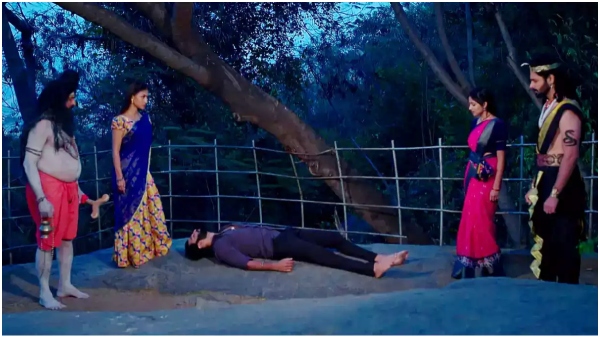 Panchami Bite Moksha And Go to Nagalokam on Naga Panchami January 12th Episode