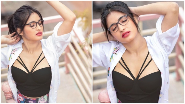 Bigg Boss Fame Rathika Rose Latest Good Looking Photos Viral