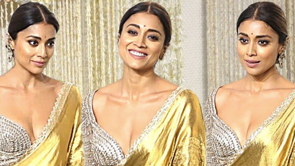 Tollywood Heroine Shriya Saran Memserizing Saee Look Photos Goes Viral Tollywood Heroine Shriya Saran Memserizing Saee Look Photos Goes Viral