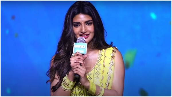 Tollywood Heroine Sreeleela Strongly Says No’ Some Adds Check Details