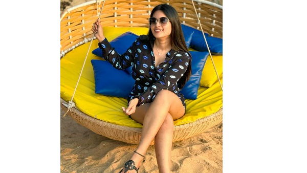 Anchor Sravanthi Chokarapu Latest Fantastic Photos Viral In Internet