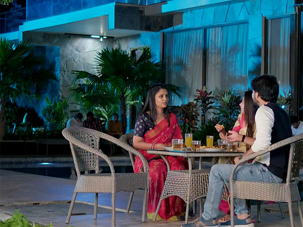 Krishna Mukunda Murari Serial Today Episode February 20th