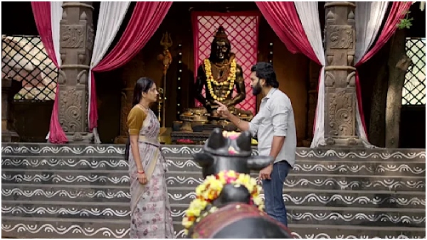 Phanindra Discovered Meghana is The Karali on Naga Panchami February 9th Episode Phanindra Discovered Meghana is The Karali on Naga Panchami February 9th Episode
