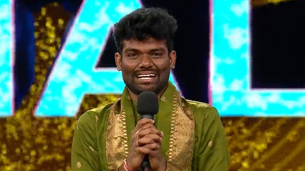 Bigg Boss Winner Pallavi Prashanth Clarity on Money Distribution to Farmers Bigg Boss Winner Pallavi Prashanth Clarity on Money Distribution to Farmers