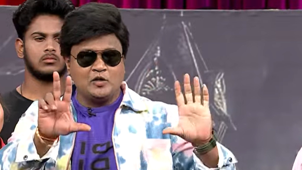 Bullet Bhaskar Funny Comments on Sudigali Sudheer in Extra Jabardasth Show Bullet Bhaskar Funny Comments on Sudigali Sudheer in Extra Jabardasth Show