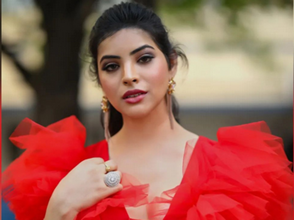 Jabardasth Fame Priyanka Singh Stunning Video Shakes Internet