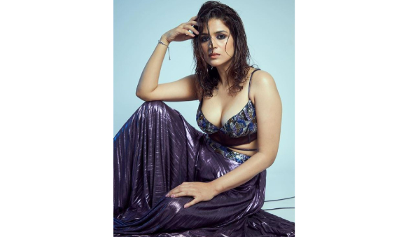 Tollywood Heroine Shraddha Das Fantastic Photos Goes Viral