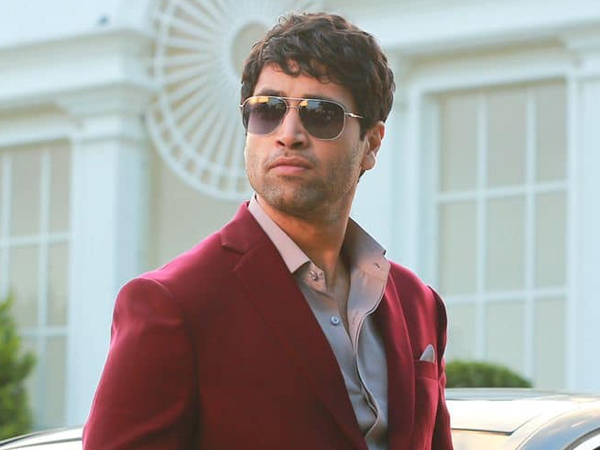 Hero Rahul Ravindran Shocking Comments About Adivi Sesh Check Details