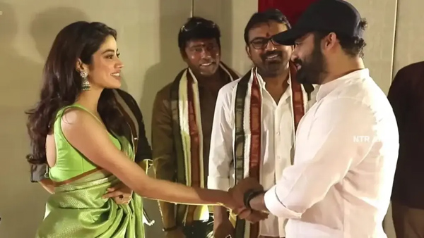 Devara Actress Janhvi Kapoor to Special Song in Allu Arjun Pushpa 2 like Samantha Ruth Prabhu