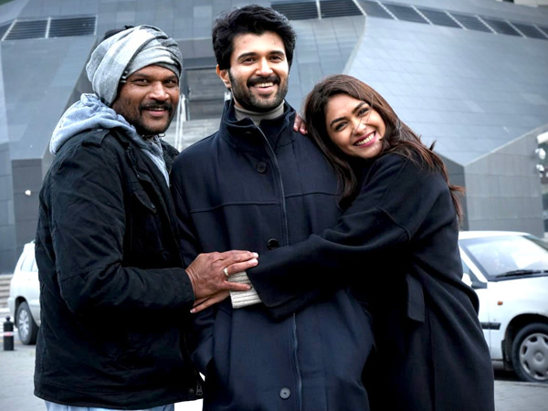 Vijay Devarakonda and Mrunal Thakur Scenes Highlight In FAMILY STAR Movie