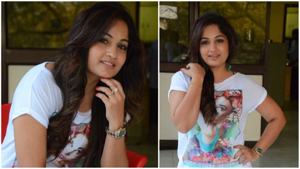 Telugu Actress Maadhavi Latha Gives Strong Counter To Netizen Telugu Actress Maadhavi Latha Gives Strong Counter To Netizen