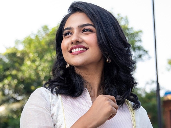 SS Rajamouli Comments on Premalu Heroine Mamitha Baiju News Goes Viral