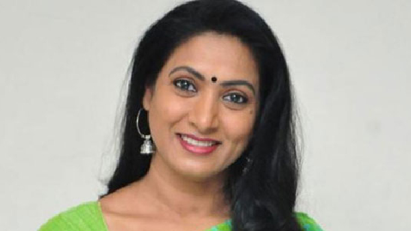 Tollywood Senior Heroine Amani Clarrify About Soundarya And Jagapati babu Marriage News Tollywood Senior Heroine Amani Clarrify About Soundarya And Jagapati babu Marriage News