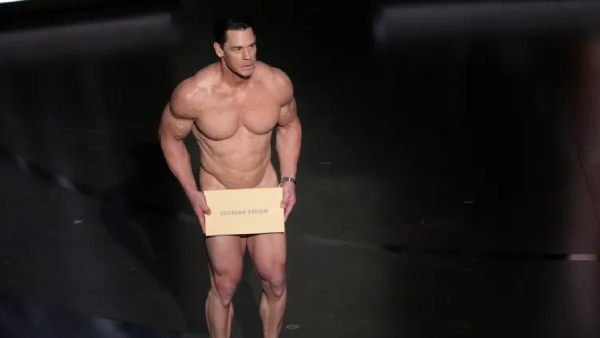 Actor Jhon Cena becomes naked for announce Best Costumes Award in Oscars Awards 2024